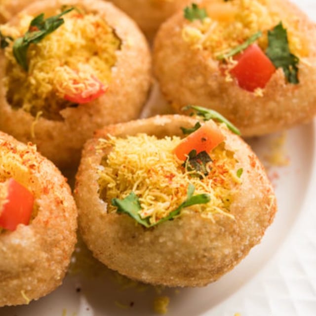 Sev Poori.